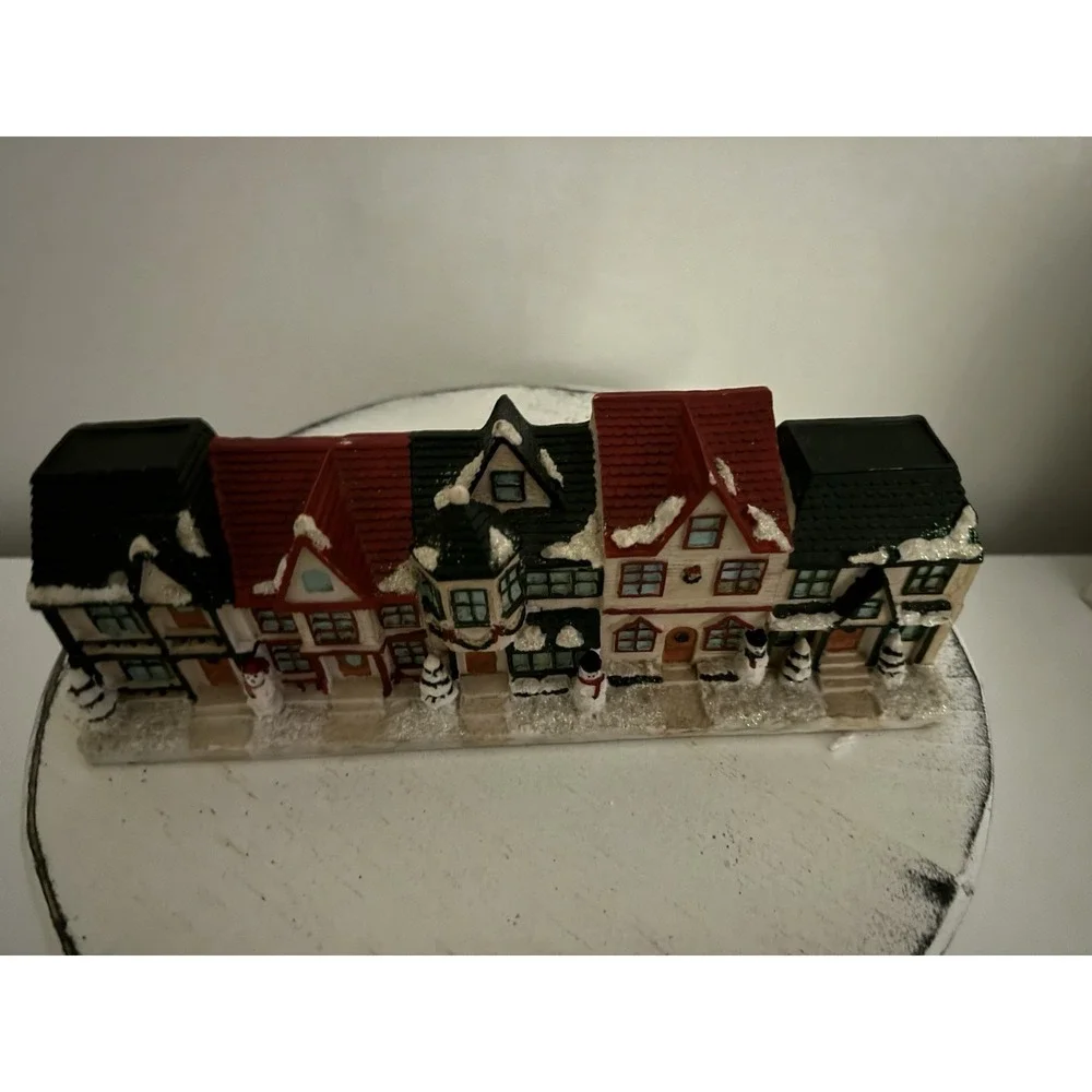 Santa's Power Old Town Christmas Village Hidden 6 Outlet Safety Power Strip